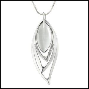 Elegant Triple Stack Cubic Zirconia Pendant Y Necklace Rhinestone Statement